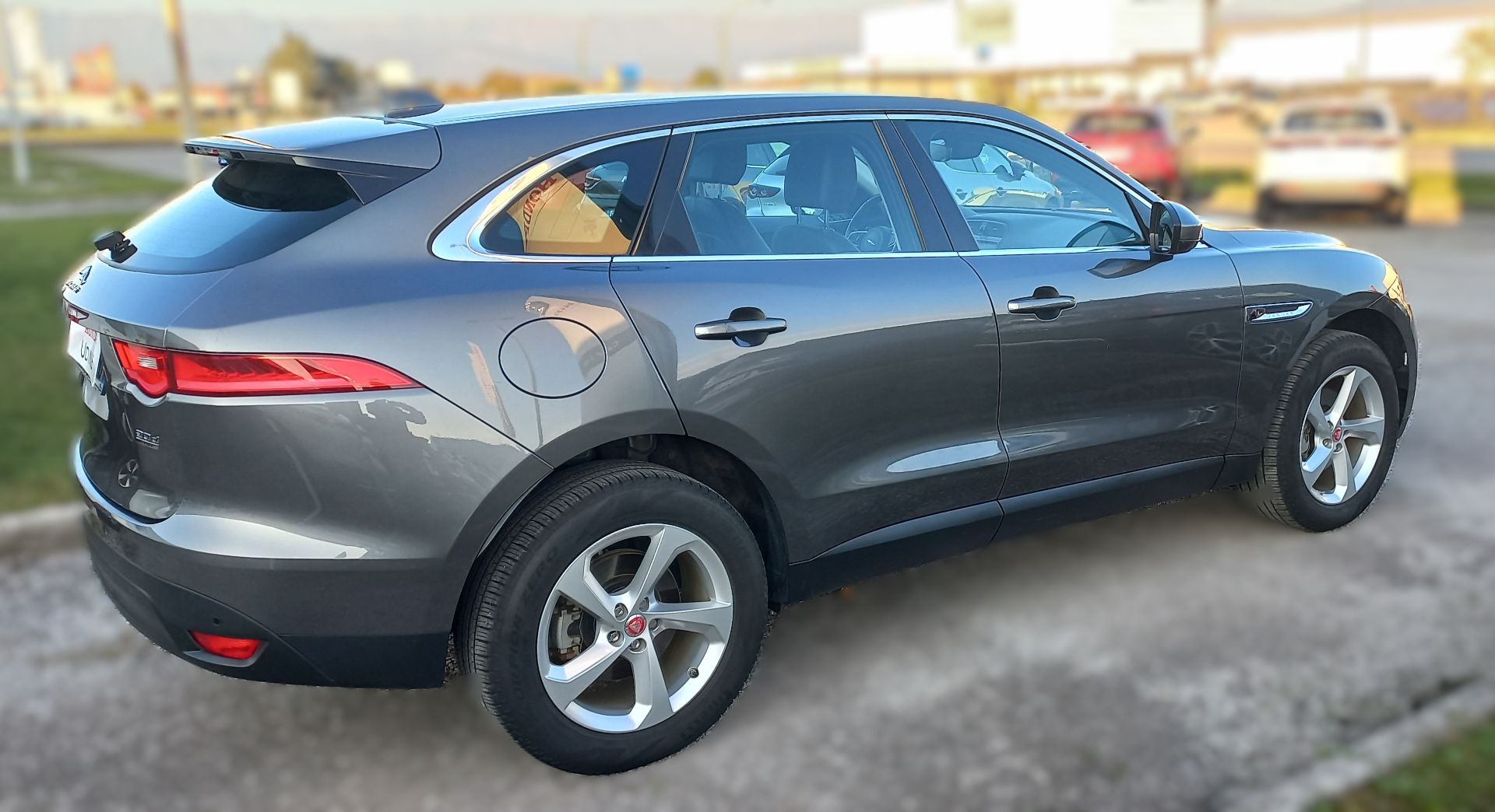 Jaguar F-Pace 2.0d 180 CV Prestige