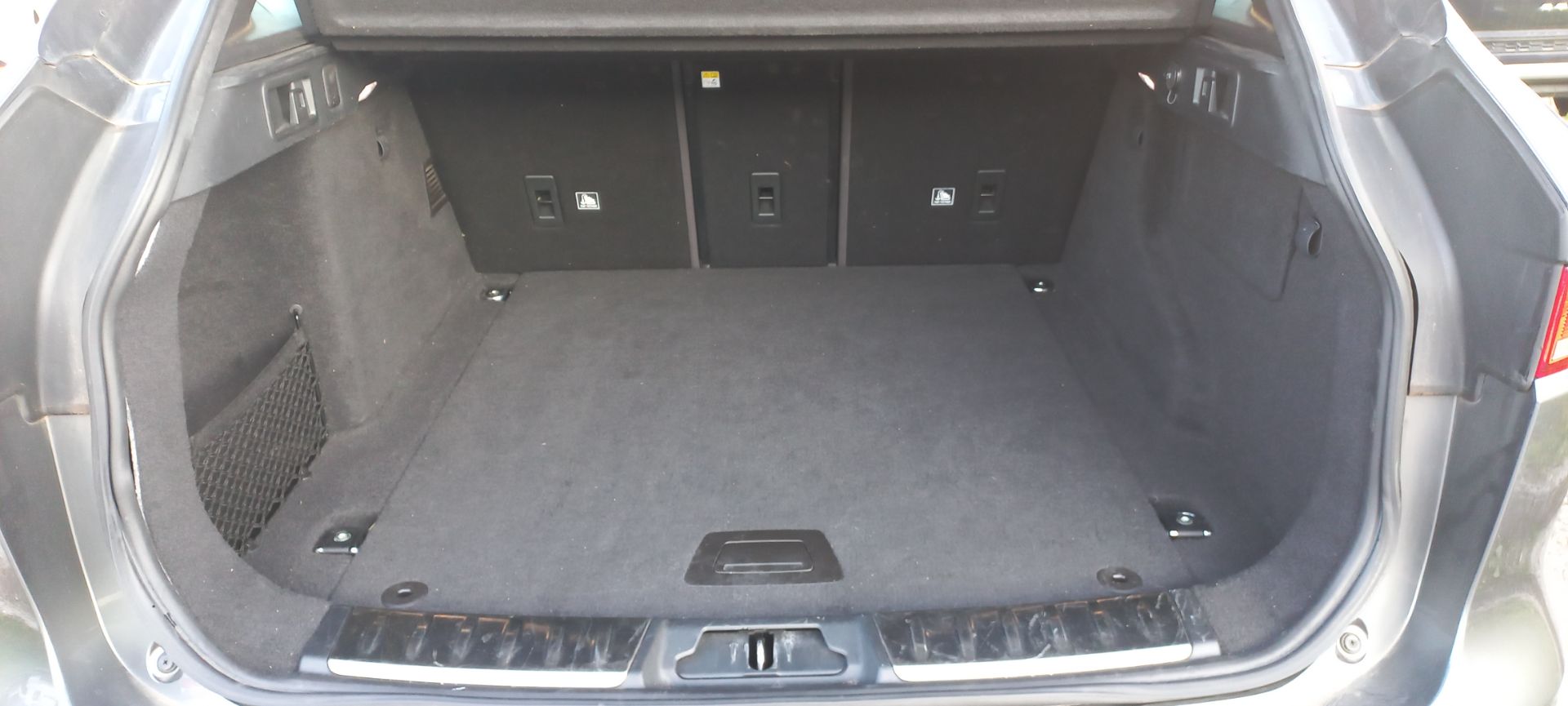 Jaguar F-Pace 2.0d 180 CV Prestige