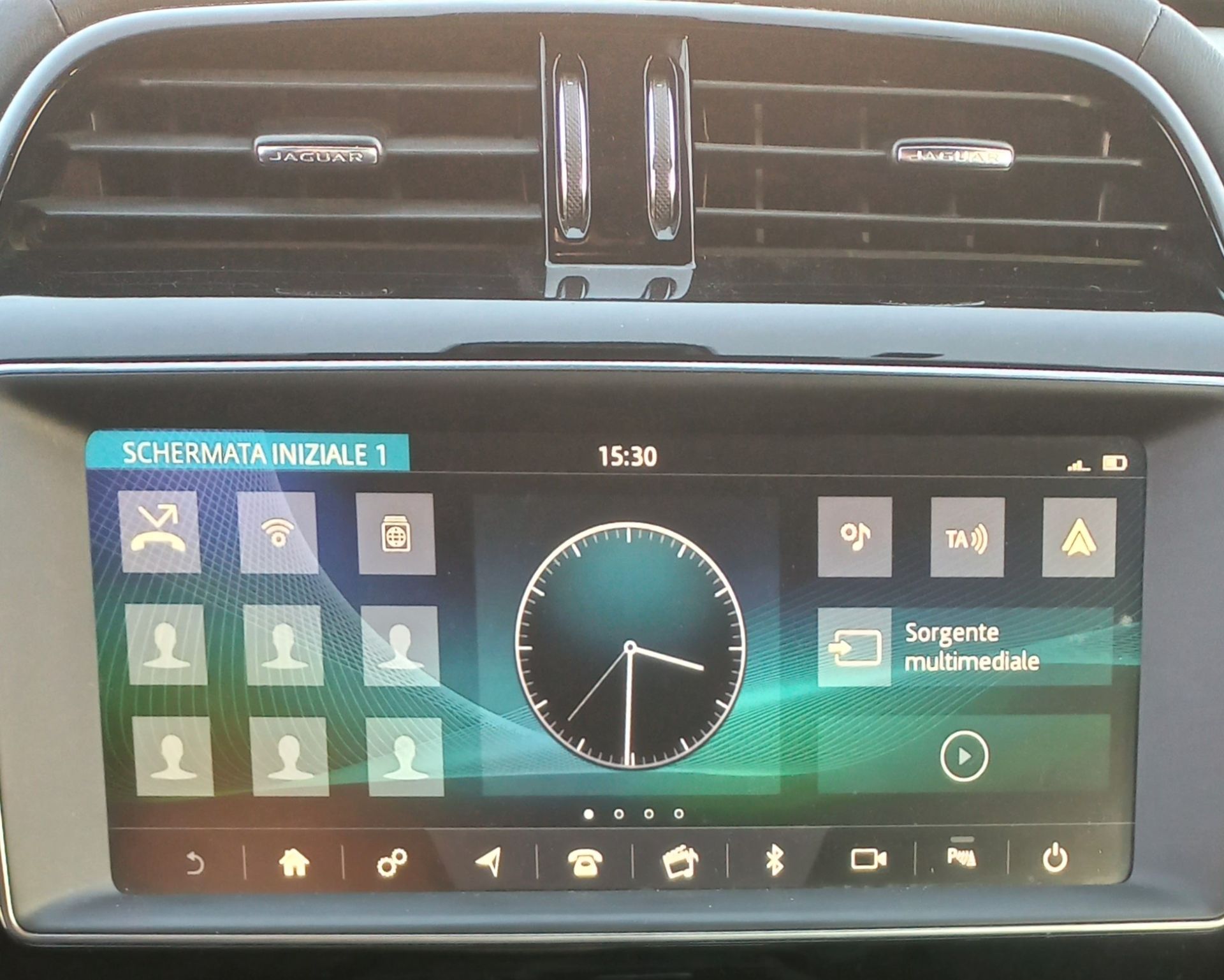 Jaguar F-Pace 2.0d 180 CV Prestige