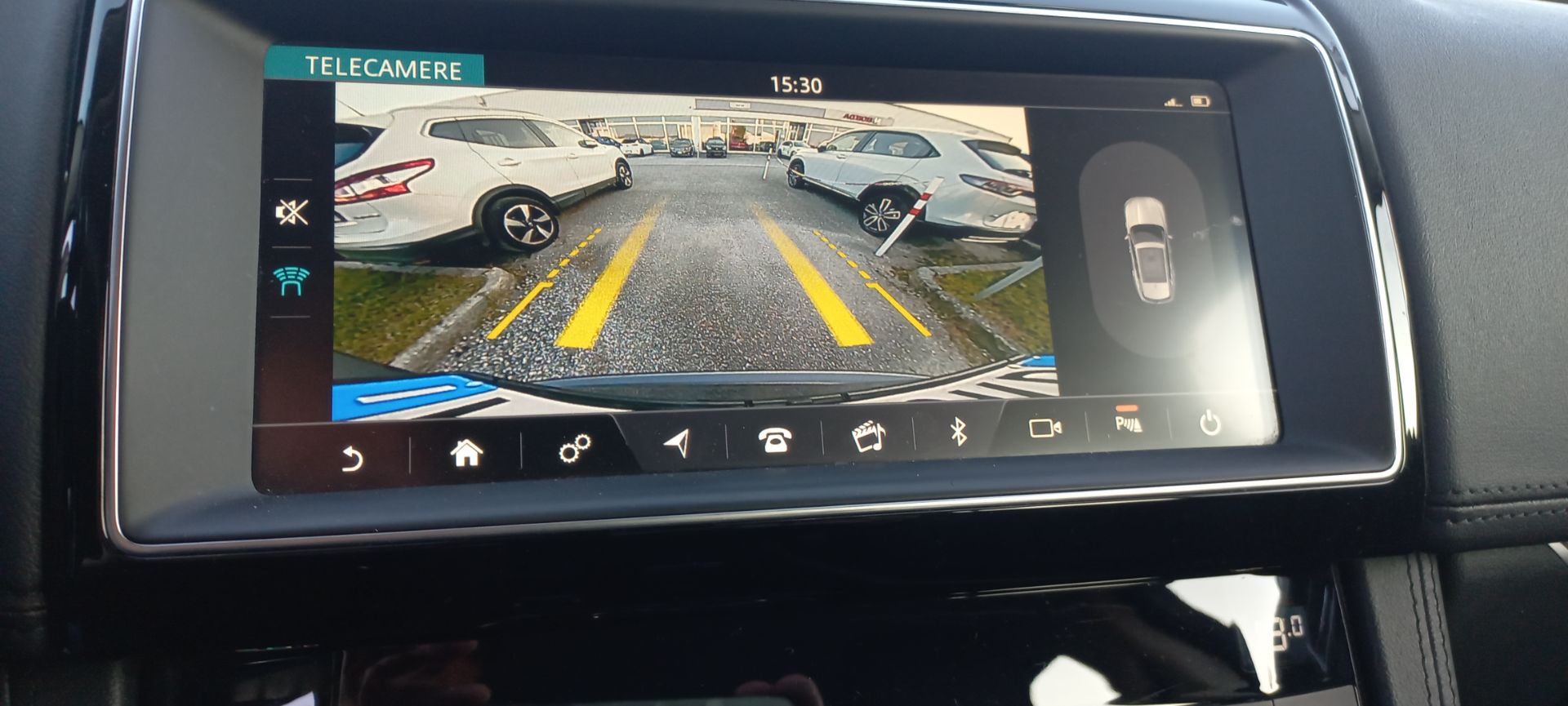 Jaguar F-Pace 2.0d 180 CV Prestige