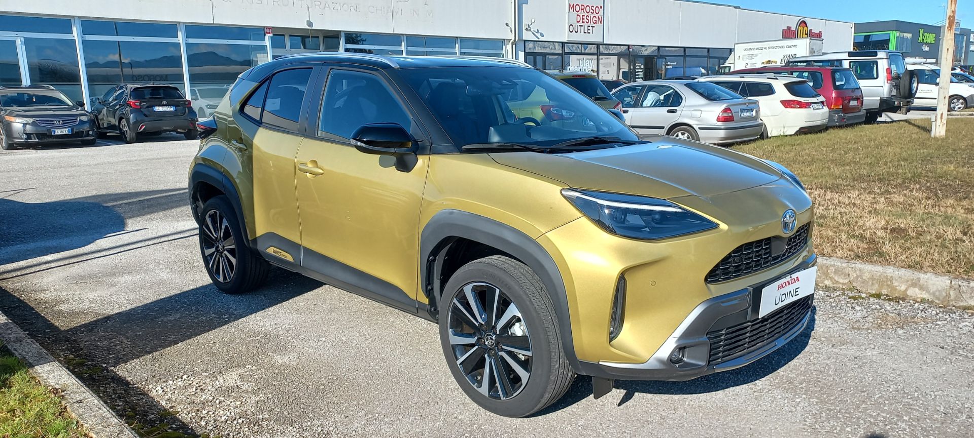 Toyota Yaris Cross 1.5 Hyb 5p.E-CVT AWD Oran.Ed