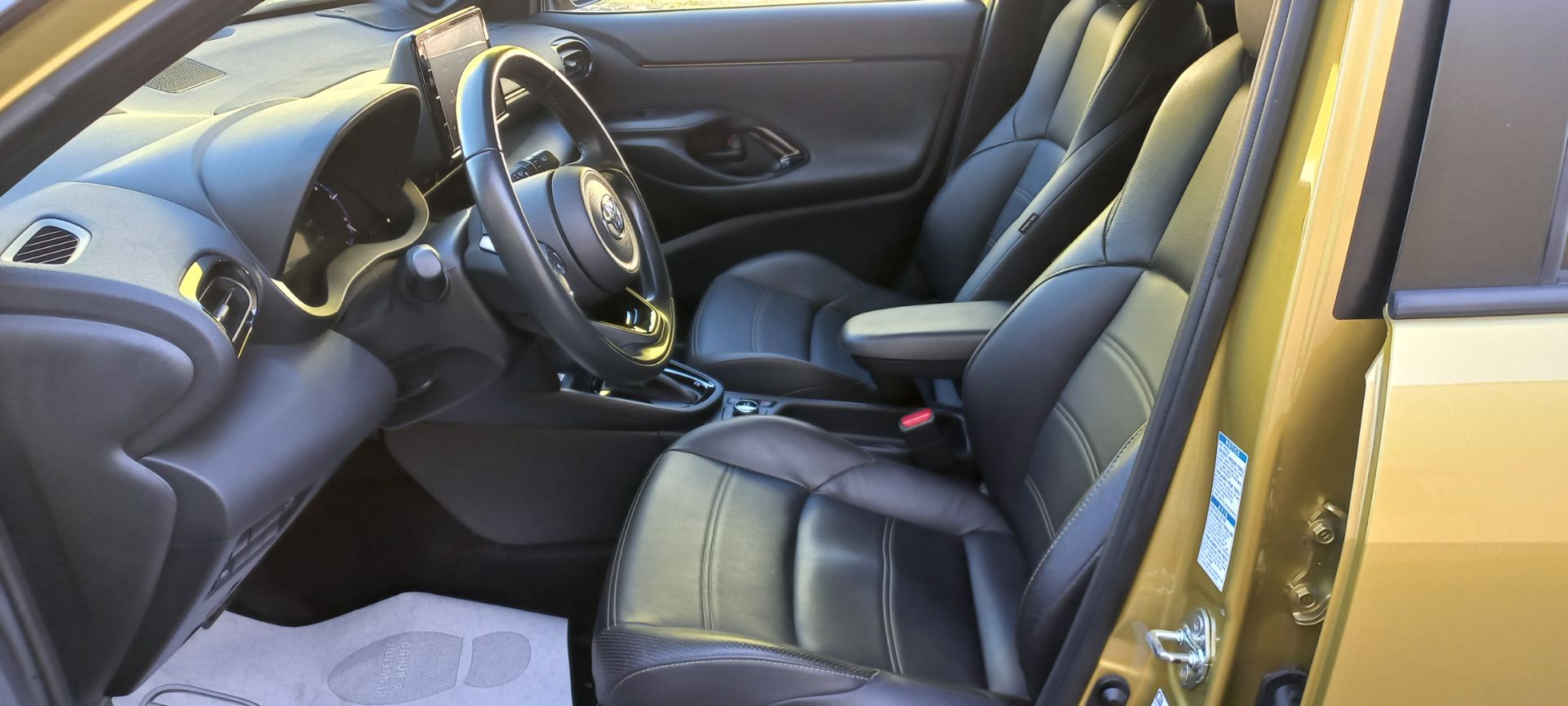 Toyota Yaris Cross 1.5 Hyb 5p.E-CVT AWD Oran.Ed