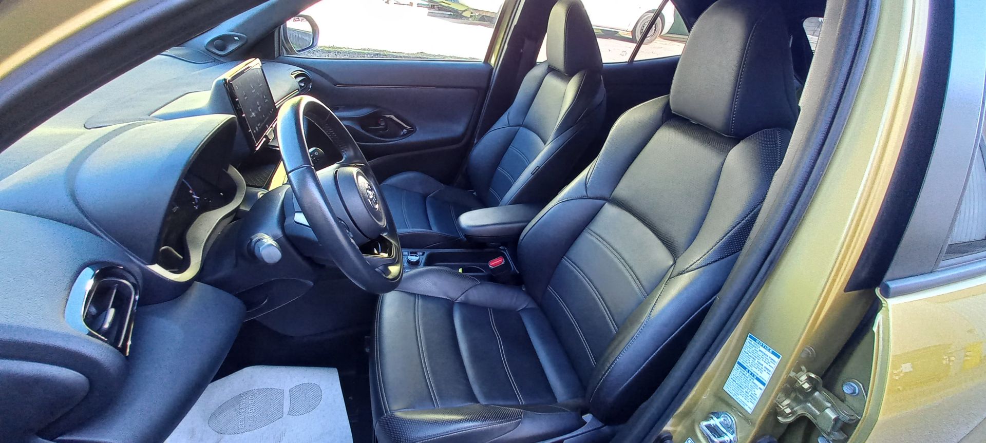 Toyota Yaris Cross 1.5 Hyb 5p.E-CVT AWD Oran.Ed