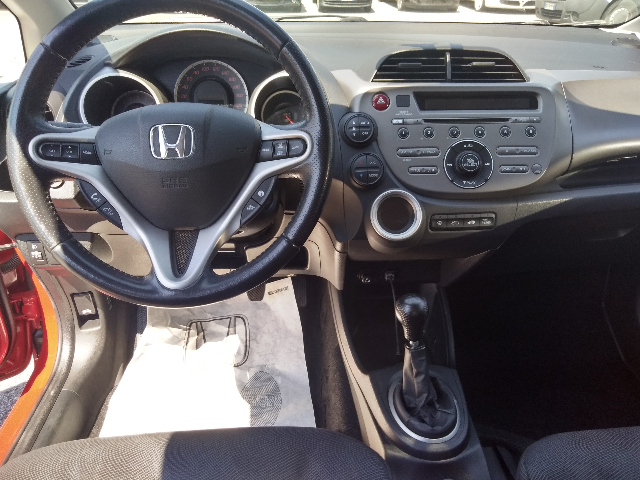 Honda Jazz 1.4 i-VTEC Exclusive LE