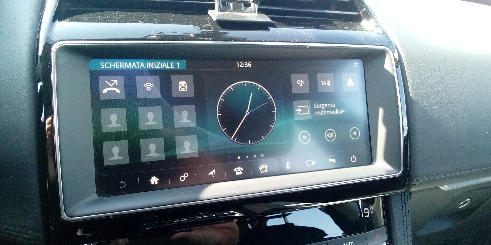 Jaguar F-Pace 2.0 D 180 CV AWD aut. R-Sport