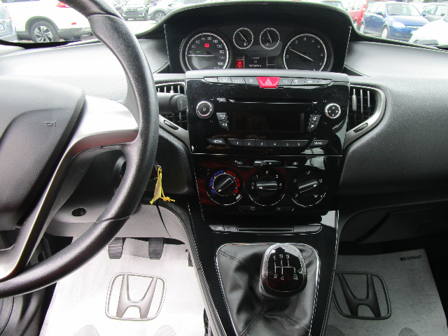 Lancia Ypsilon 0.9 TwinAir 85 CV 5 porte S