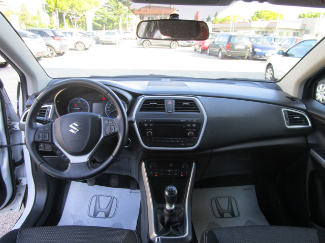 Suzuki SX4 S-Cross 1.6 DDiS Style