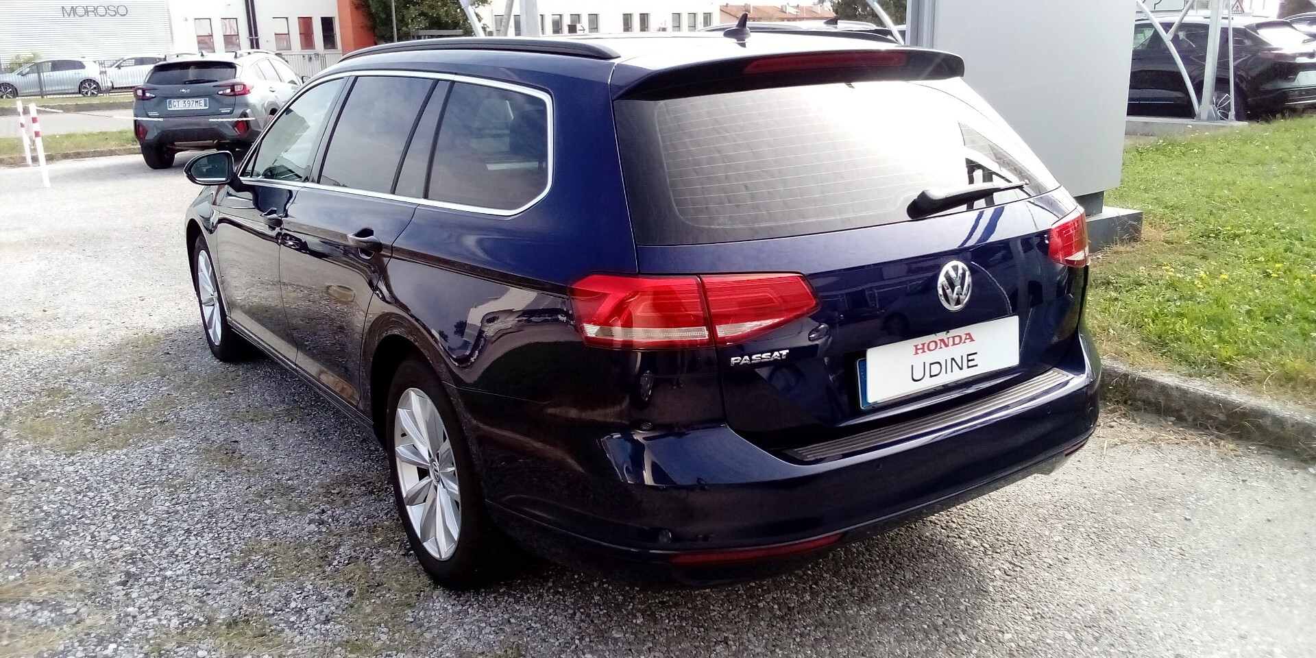 Volkswagen Passat Variant 1.6 TDI SCR DSG Business BMT